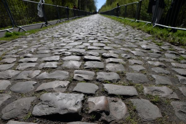 Cobblestone Installation in Bothell